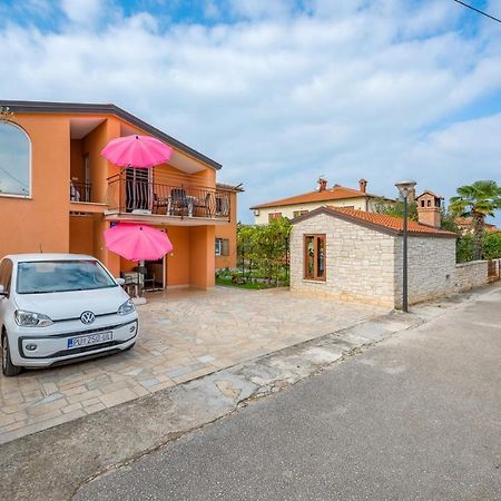 Ferucio House With Apartments Umago Exterior foto